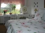Garden Room -
                After a long day of discovering Cape Town you will enjoy
                a good night sleep
